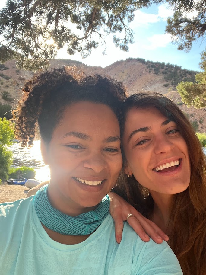 A picture of Hannah and Amanda at Ute 2 camp